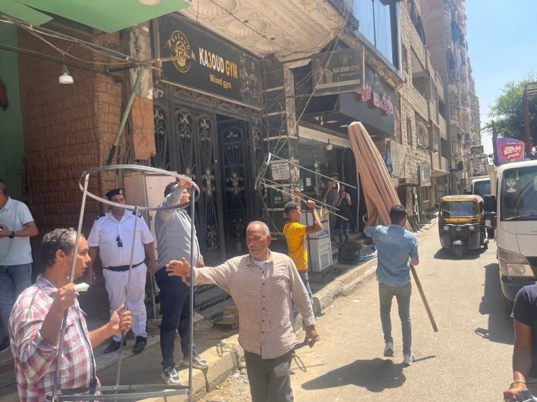 محافظة الجيزة تزيل إشغالات شارع سليم المتفرع من فيصل الرئيسي وتفتح الطريق أمام حركة سير المواطنين