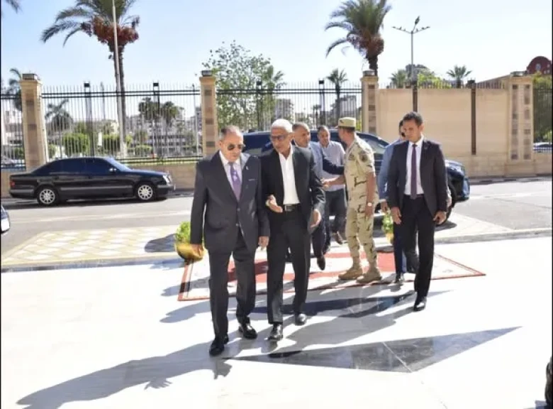 محافظ بورسعيد يستقبل محافظ شمال سيناء