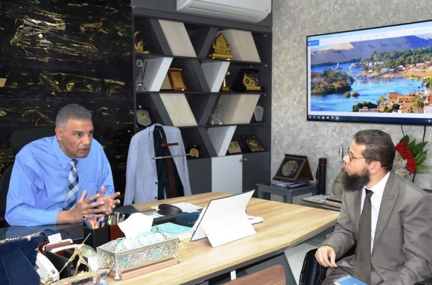 محافظ أسوان يستقبل مدير التموين الجديد