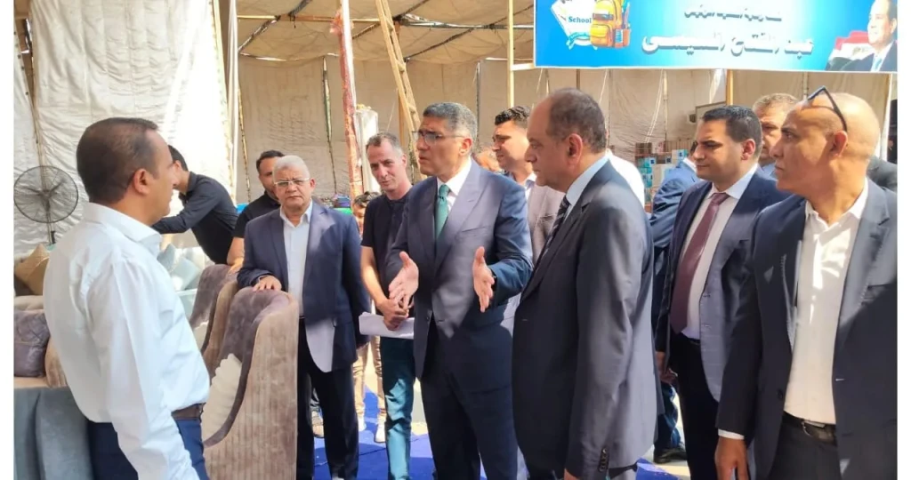 محافظ الجيزة يتابع التجهيزات النهائية لافتتاح معرض ”أهلاً مدارس” الرئيسي بحي العمرانية