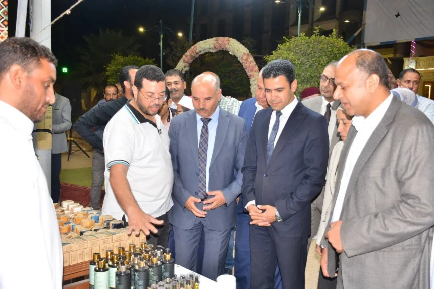 نائب محافظ مطروح يفتتح معرض كنوز مطروح في نسخته الثالثة بحديقة راضي بمدينة مرسى مطروح”