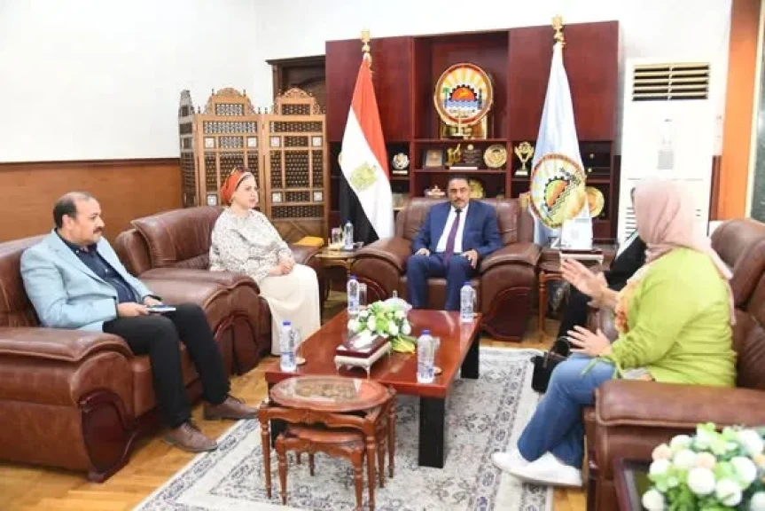وزارة التربية والتعليم تواصل جولاتها الميدانية في مطروح استعدادًا للعام الدراسي الجديد