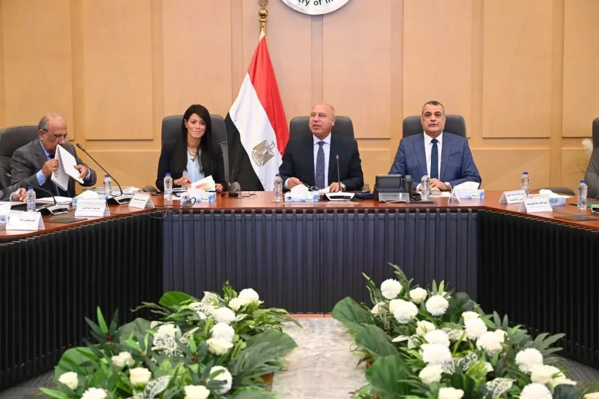 نائب رئيس مجلس الوزراء للتنمية الصناعية يترأس الاجتماع الثلاثين للمجموعة الوزارية للتنمية الصناعية
