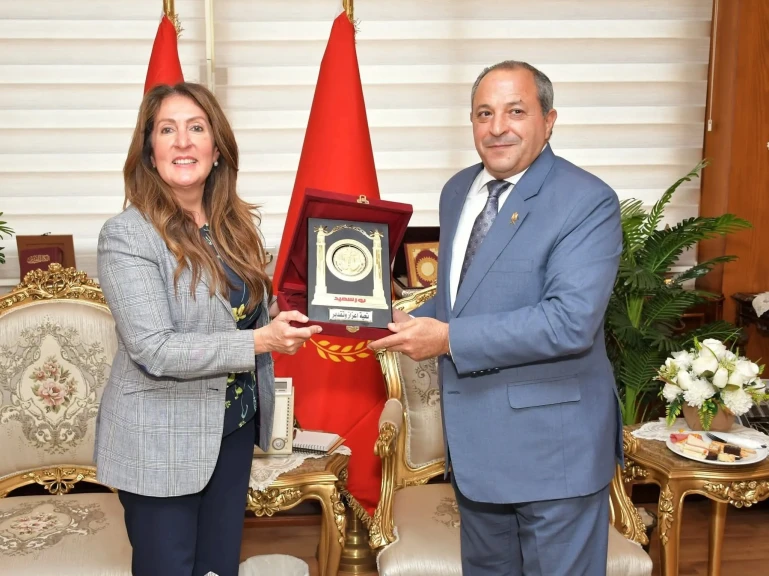 محافظ بورسعيد يستقبل سفيرة الولايات المتحدة الأمريكية بمصر