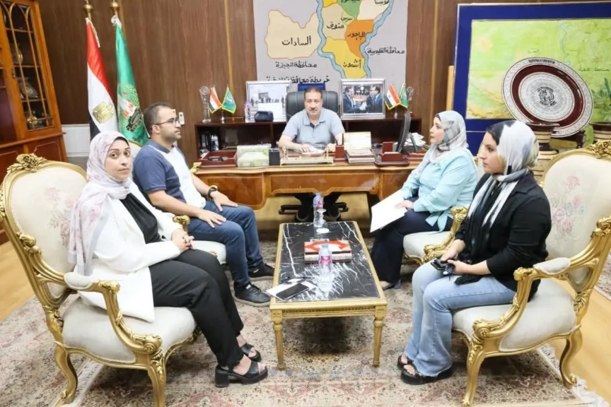 محافظ المنوفية يناقش موقف تطوير المناطق الغير مخططة ومشروعات الخطة الاستثمارية