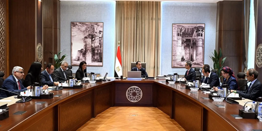 رئيس الوزراء يتابع موقف المقرات التي تم إخلاؤها بعد الانتقال للعاصمة الإدارية الجديدة