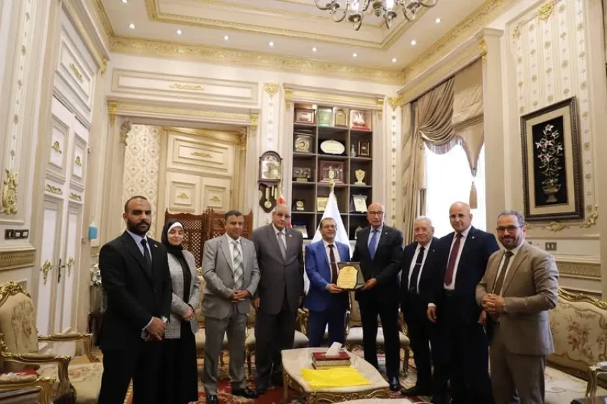 رئيس محكمة النقض يستقبل عميد كلية الشريعة والقانون بجامعة الأزهر