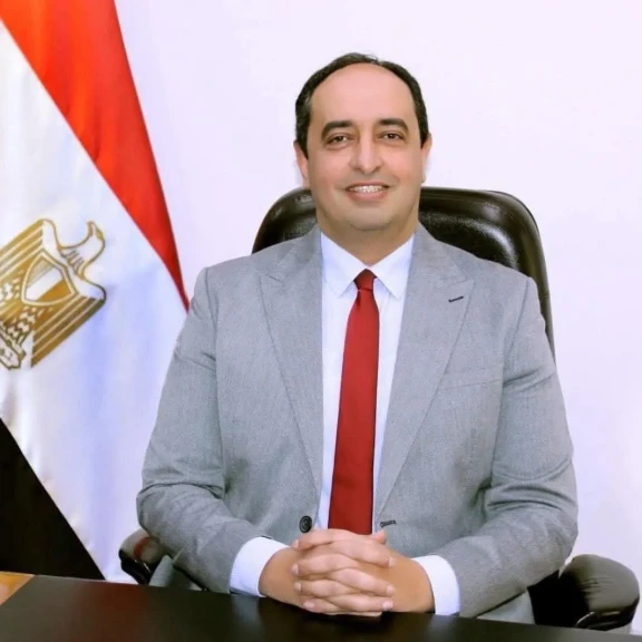 الدكتور عمرو عثمان