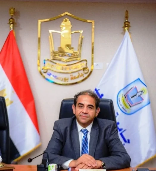 رئيس جامعة بورسعيد يهنئ أسرة الجامعة ببداية العام الدراسي الجديد