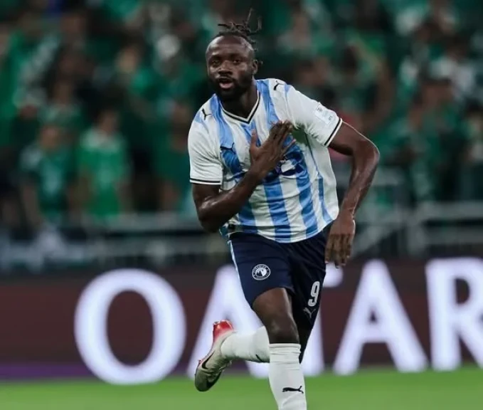 بيراميدز يعادل إنجاز الأهلي ويتوج بكأس القارات الثلاث ويتأهل إلى نصف نهائي كأس الإنتركونتيننتال