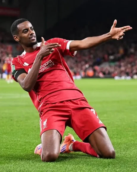 ليفربول يفوز على ساوثهامبتون بثنائية بكأس الرابطه الانجليزي