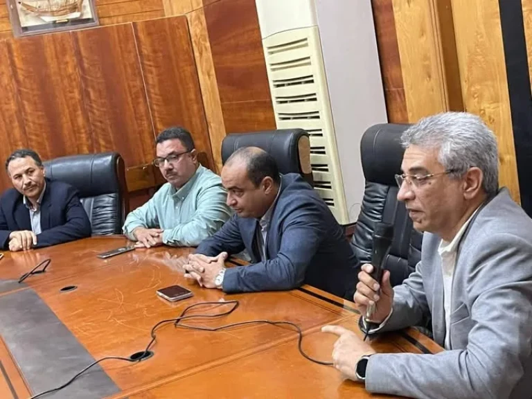 «الأمين العام للمجلس الأعلى للآثار يقوم بزيارة تفقدية للمتحف المصري بالقاهرة»