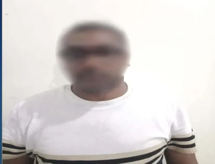 الداخلية:ضبط أحد الأشخاص لقيامه بالنصب والاحتيال علي المواطنين