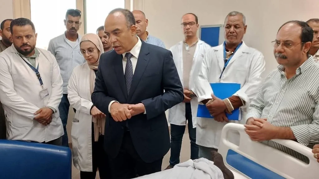 محافظ المنيا يكلف نائبه والسكرتير العام بمتابعة حالة مصابي حادث انقلاب أتوبيس بسمالوط