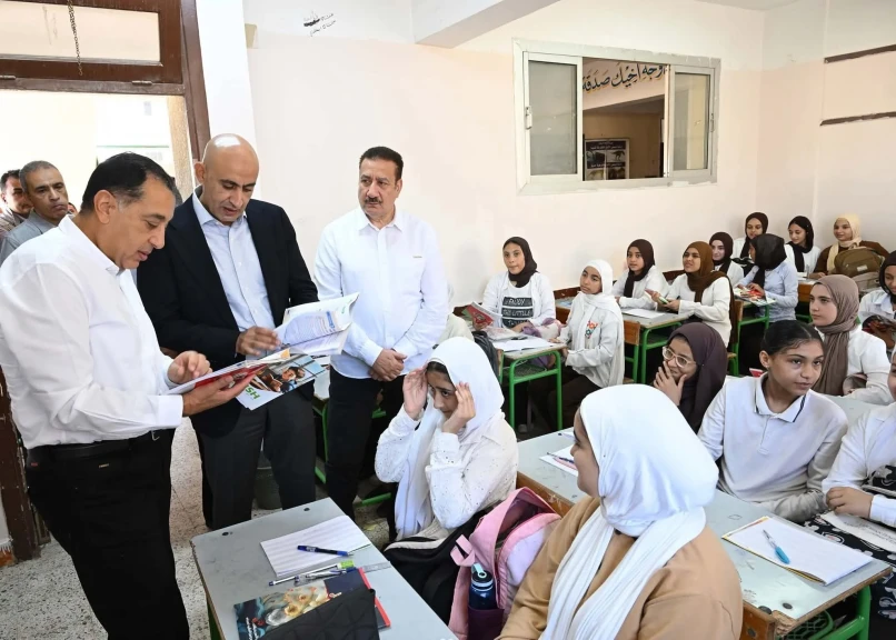 رئيس الوزراء يغير مسار جولته بمحافظة المنوفية ويتفقد مدرسة فاطمة الزهراء الإعدادية