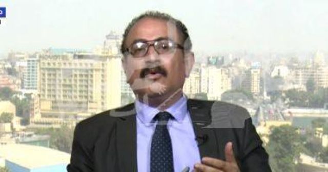 أستاذ علوم سياسية: القاهرة تتحكم فى كل الخيارات بالقضية الليبية
