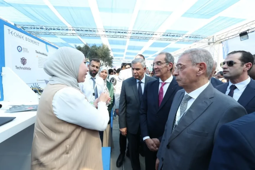 وزير الاتصالات: نعمل على تمكين الشركات الناشئة من النفاذ التقني