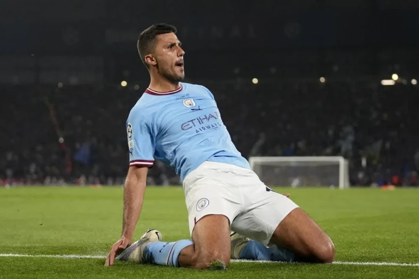رودري يطمئن جماهير مانشستر سيتي بعد الفوز على برنتفورد