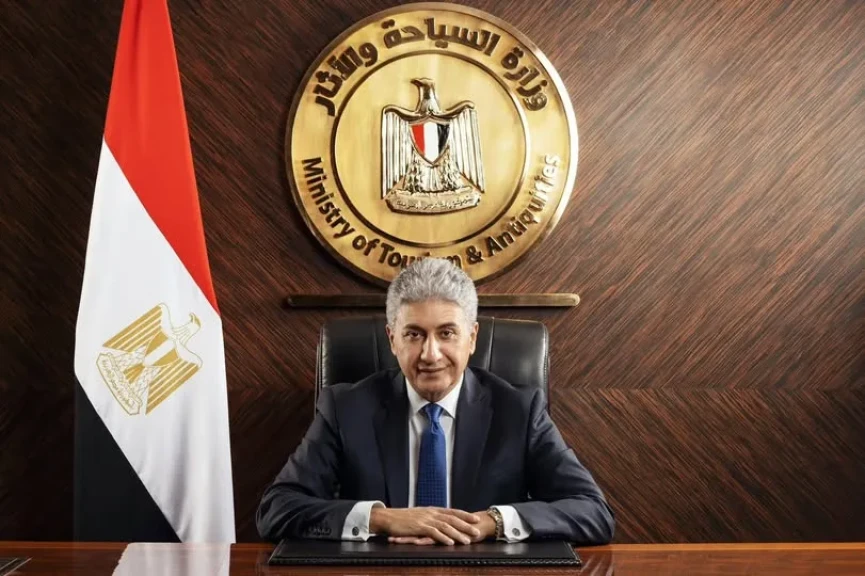 وزير السياحة والآثار يُهنئ الدكتور خالد العناني على فوزه بمنصب المدير العام (اليونسكو)