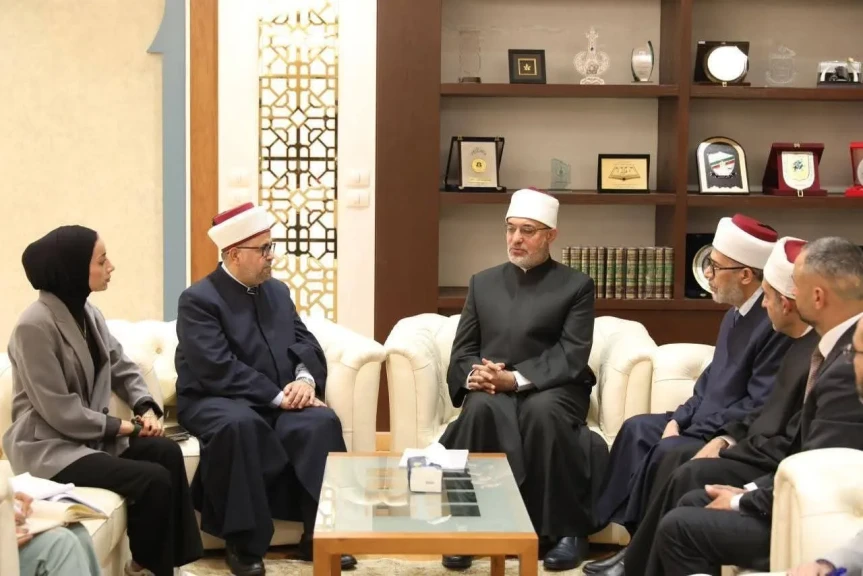 مفتي الجمهورية يستقبل وفد المحكمة العليا الشرعية في فلسطين