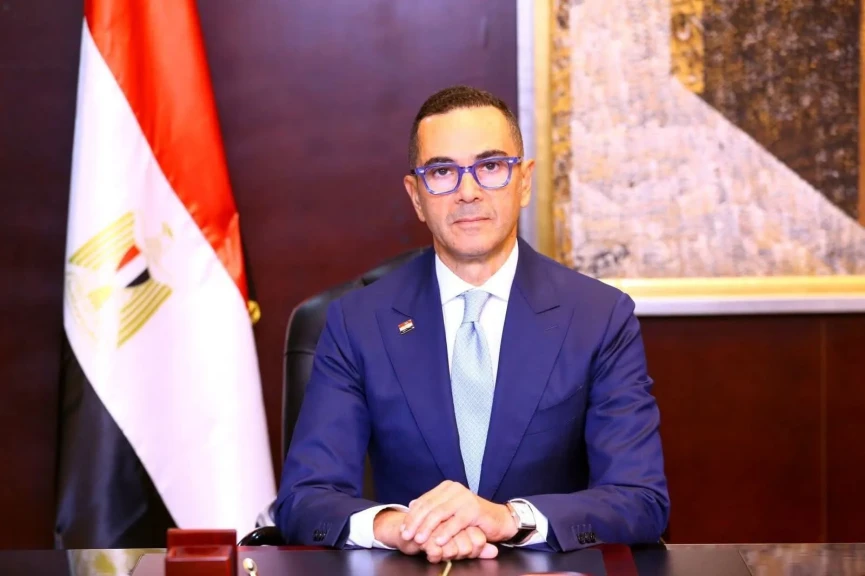 وزير الاستثمار  يتلقي تقريرًا من هيئة المعارض يتناول موقف المعارض الخارجية من يوليو حتى أكتوبر ٢٠٢٥