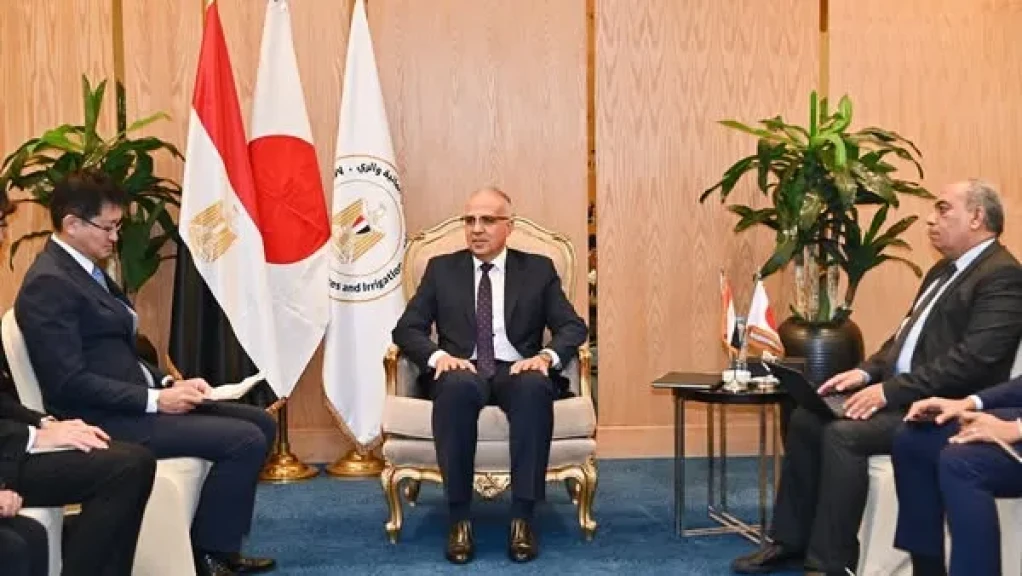 وزير الري يلتقى نائب وزير الأراضي والبنية التحتية والنقل والسياحة اليابانيي