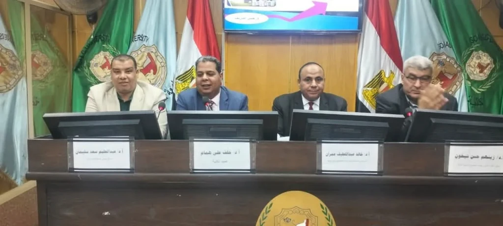 كلية الزراعة بسوهاج تفتتح فعاليات الدورة التدريبية ال15 للمشتغلين فى الاتجار بالمبيدات