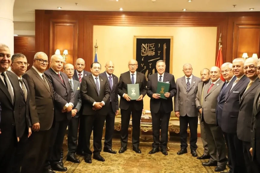 رئيس محكمة النقض يتوجه لزيارة رئيس المحكمة الدستورية