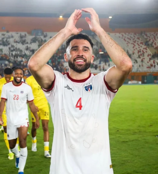 من ”لينكدإن” إلى كأس العالم.. قصة حقيقية تفوق الخيال