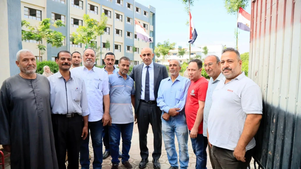 وزير التربية والتعليم يجرى زيارة مفاجئة فى عدد من المدارس بمحافظة الفيوم لمتابعة سير العملية التعليمية