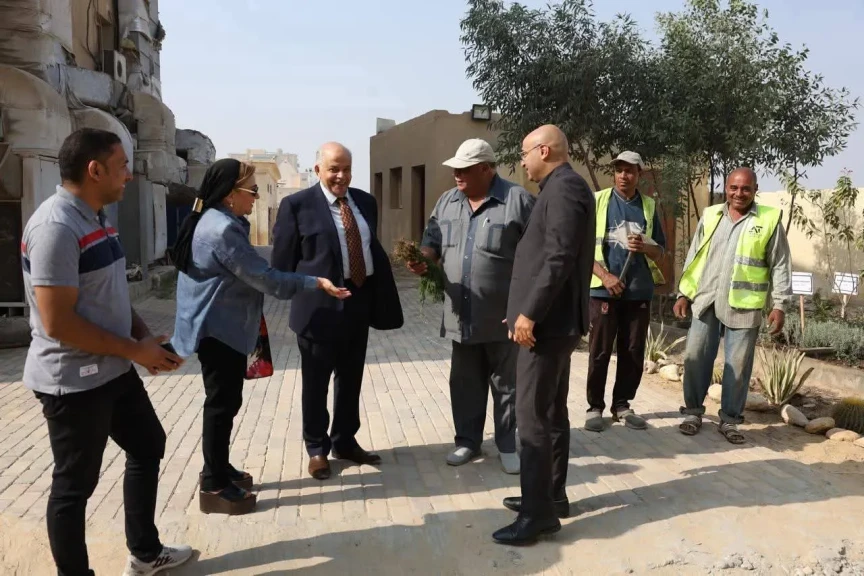 جامعة النهضة تشارك في مبادرة ”ازرع شتلتك” ضمن فعاليات مهرجان النباتات الطبية والعطرية