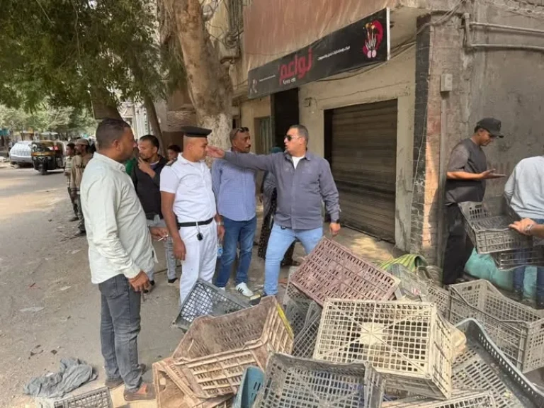 محافظة الجيزة ترفع إشغالات وتعديات الباعة والمحال التجارية بفيصل
