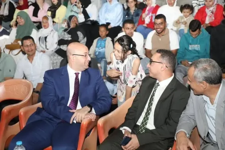 محافظ بني سويف يتفقد ركن فعاليات بني سويف عاصمة النباتات الطبية والعطرية