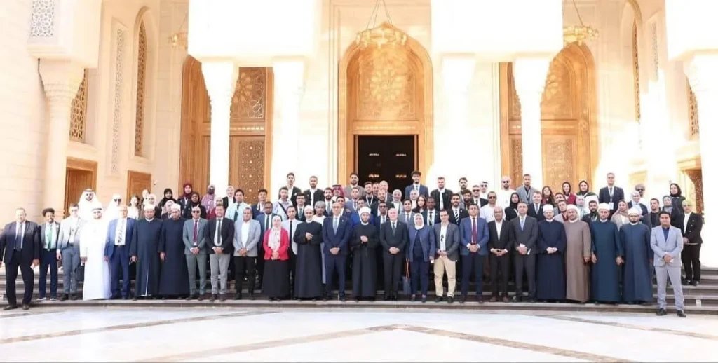 وزير الأوقاف يلتقي وفد شباب البرلمان العربي بالمركز الثقافي الإسلامي بالعاصمة الإدارية الجديدة
