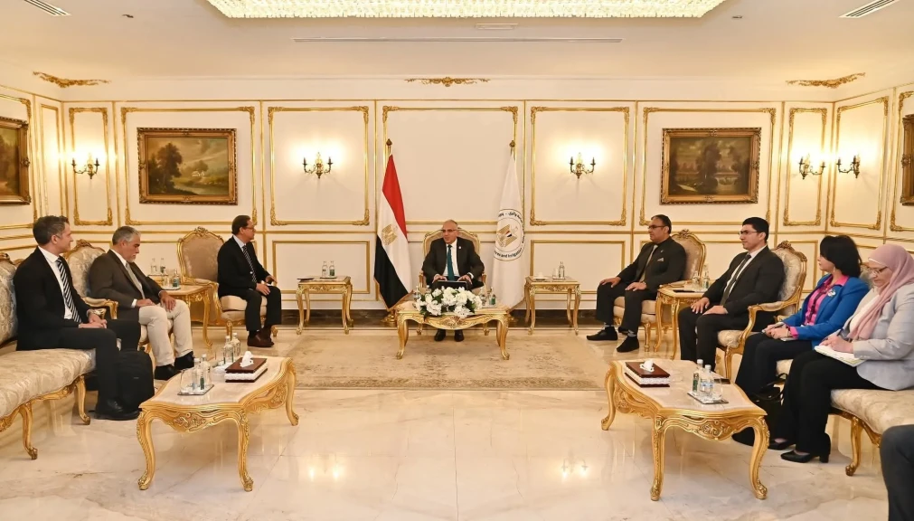 وزير الري يلتقى مدير عام المركز الدولي للبحوث الزراعية في المناطق الجافة (إيكاردا)