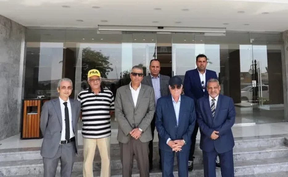 مستشار رئيس الجمهورية ومحافظ أسوان يتفقدان مشروع تطوير فندق عروس النيل