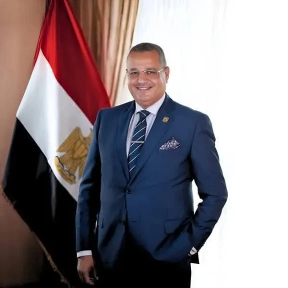 محافظ جنوب سيناء يتابع تطبيق الأسعار الجديدة للمحروقات والتعريفة الجديدة للمواصلات