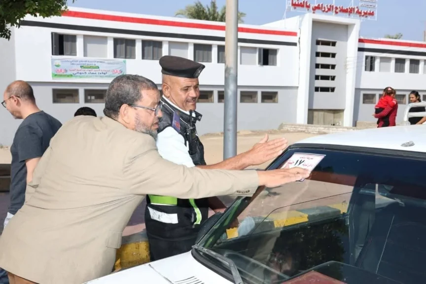 المنيا : متابعات ميدانية بمحطات الوقود ومواقف سيارات الأجرة والسرفيس