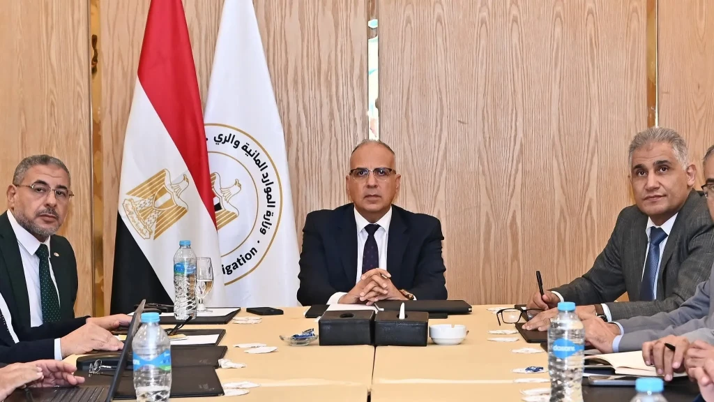 وزير الري يعقد اجتماع اللجنة الدائمة لتنظيم إيراد نهر النيل