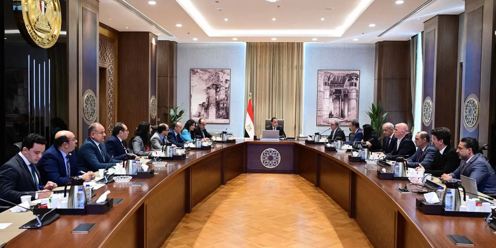 رئيس الوزراء يلتقى رئيس مجلس إدارة مجموعة أروجلو القابضة العالمية لبحث التعاون المشترك