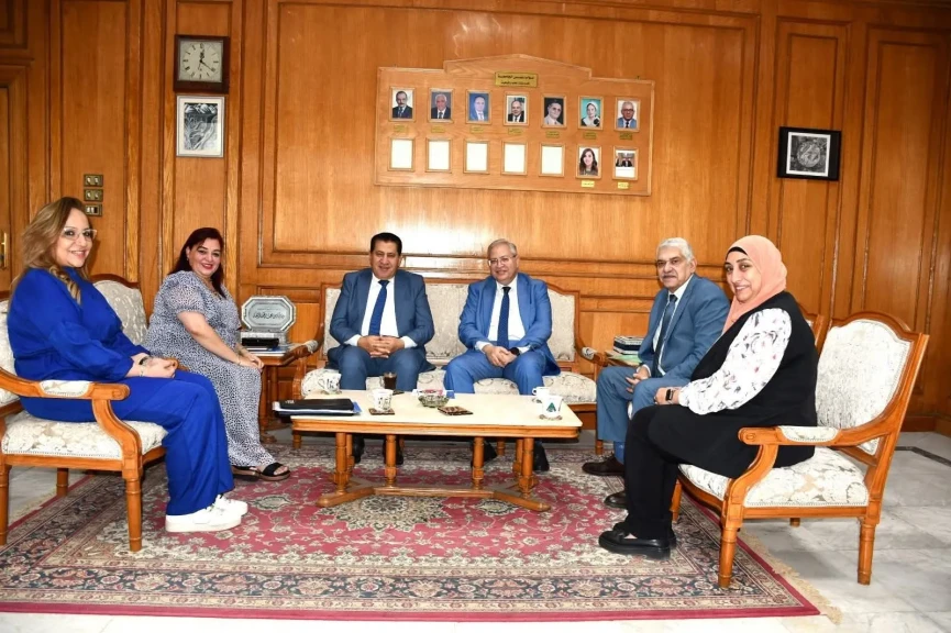 جامعة حلوان تستقبل وفد هيئة ”سنتريور” للمراجعة على نظام الجودة الإدارية