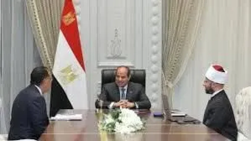 الرئيس السيسي يستعرض مع وزير الأوقاف عدد من ملفات عمل الوزارة