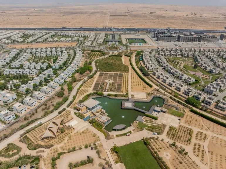 إنوفو” تحصل على عقد بقيمة 2.2 مليار جنيه مصري لتنفيذ أعمال سكنية وبنية تحتية في مشروع ”البروچ ”