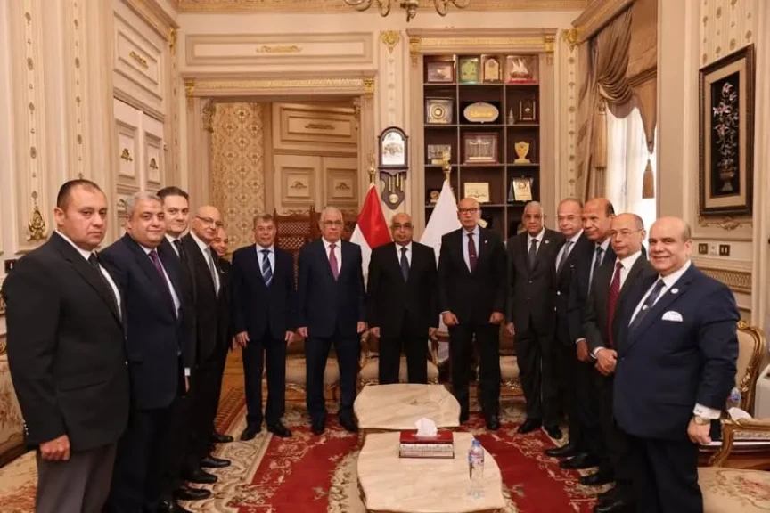 وزير العدل يزور دار القضاء العالى ومجلس الدولة للتهنئة بالعام القضائي الجديد