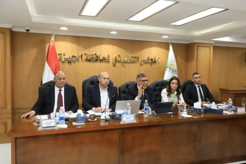 محافظ الجيزة يشدد على الاستعداد الجيد لاستقبال فصل الشتاء وموسم هطول الأمطار