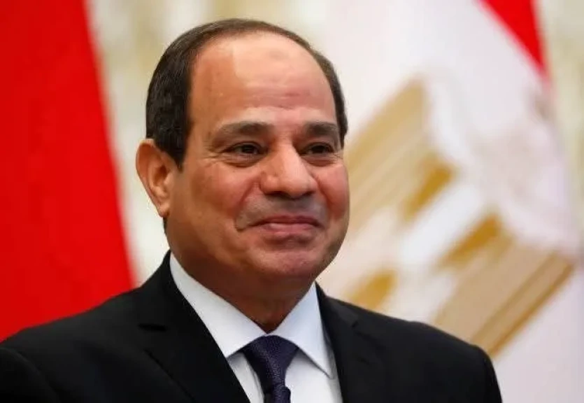 الرئيس السيسي يصل إلى مدينة الفنون بالعاصمة الإدارية الجديدة مقر احتفالية ”وطن السلام”