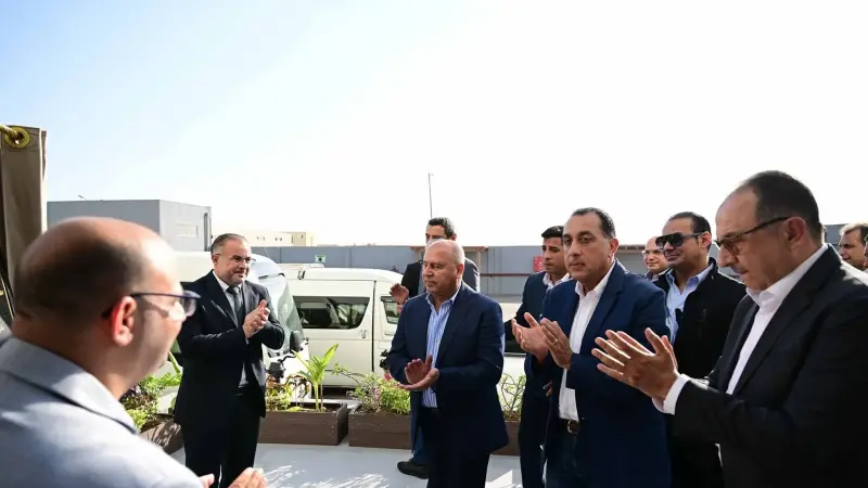 رئيس الوزراء يفتتح مصنع ”بونالو للصناعات البلاستيكية والخشبية” رئيس الوزراء يفتتح مصنع ”بونالو للصناعات البلاستيكية والخشبية”