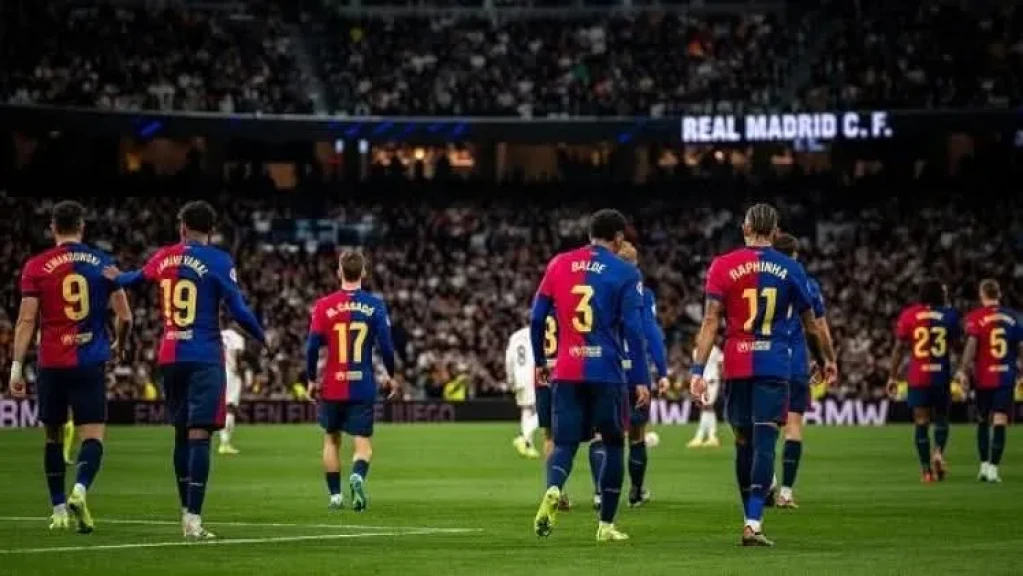 تشكيلة برشلونة الأساسية لمواجهة ريال مدريد في الكلاسيكو تشكيلة برشلونة الأساسية لمواجهة ريال مدريد في الكلاسيكو