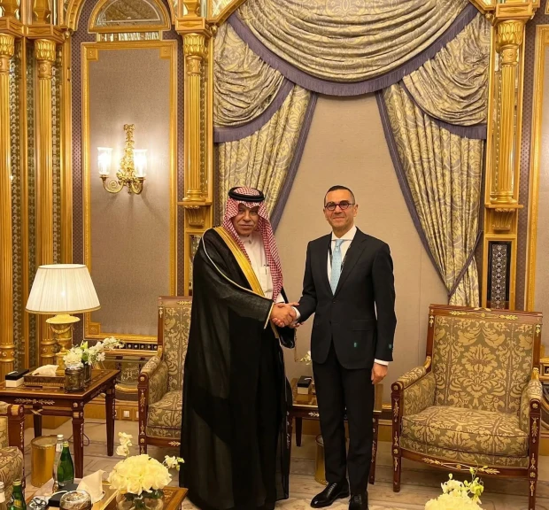 وزير الاستثمار  يبحث مع وزير التجارة السعودي تعزيز العلاقات الاستثمارية والتجارية... وزير الاستثمار  يبحث مع وزير التجارة السعودي تعزيز العلاقات الاستثمارية والتجارية بين البلدين