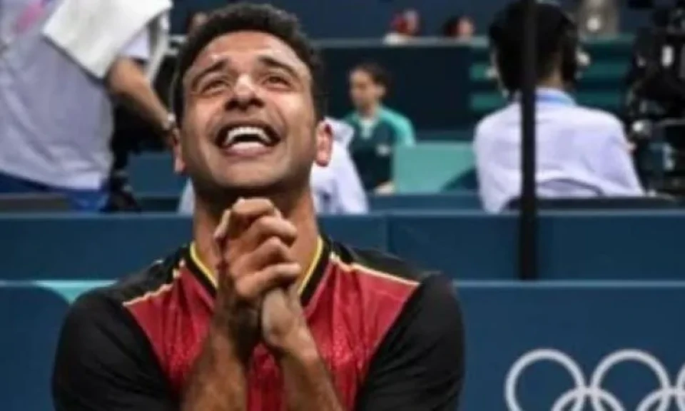 لجنة القيم بالأولمبية توصي بتغريم عمر عصر ومحمد أشرف 100 ألف جنيه... لجنة القيم بالأولمبية توصي بتغريم عمر عصر ومحمد أشرف 100 ألف جنيه لكل منهما